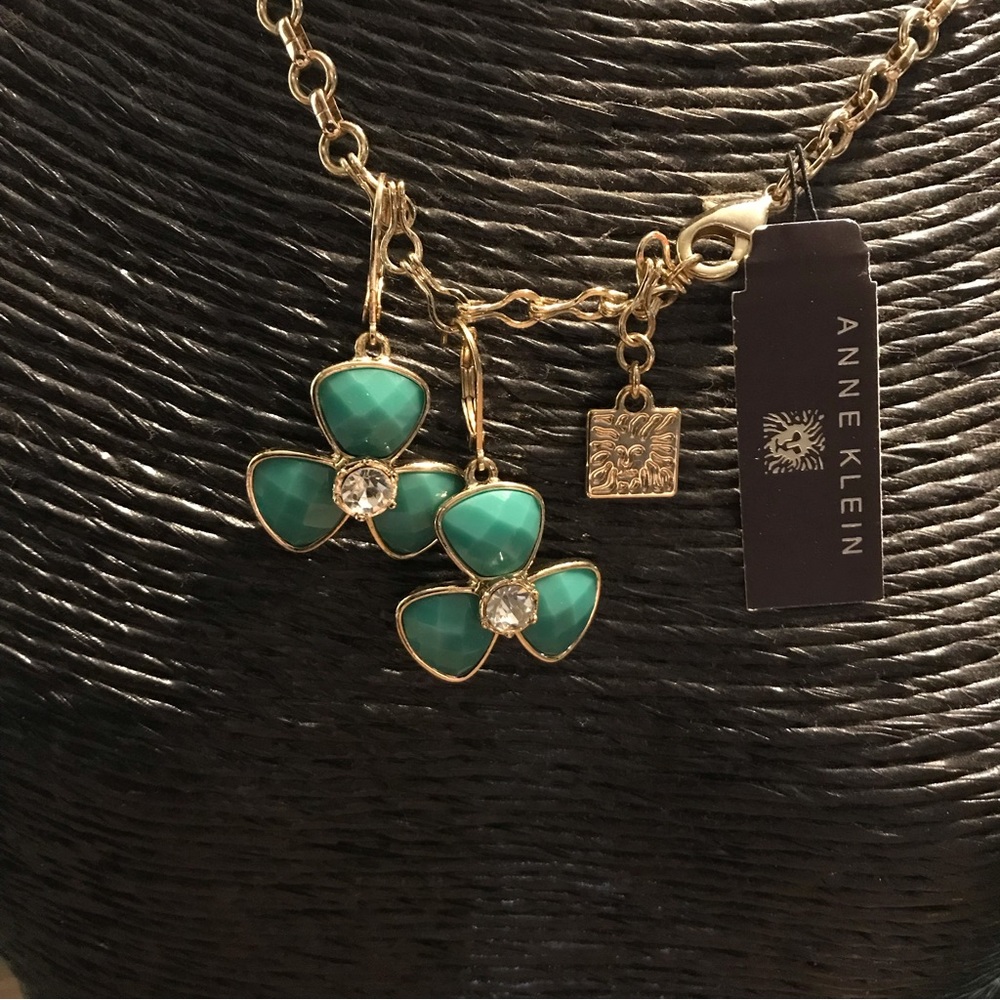 Anne Klein Turquoise and Rhinestone Flower Lever back Earrings.  Gold tone